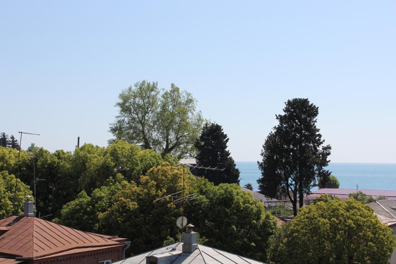Guest House Zvanba Gagra Exterior foto