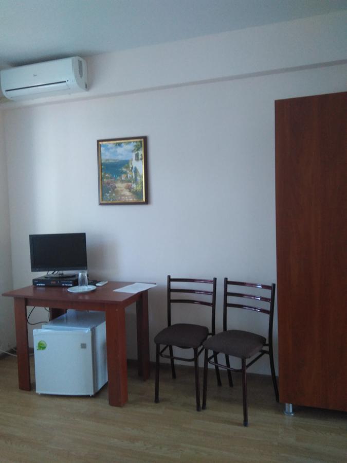 Guest House Zvanba Gagra Exterior foto